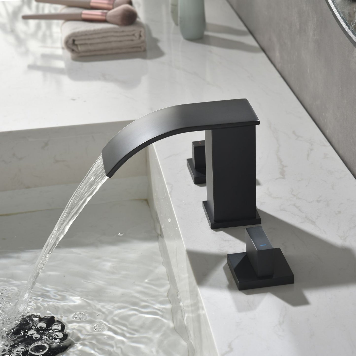 Dowler Widespread 2-handle Bathroom Faucet BFWS2401